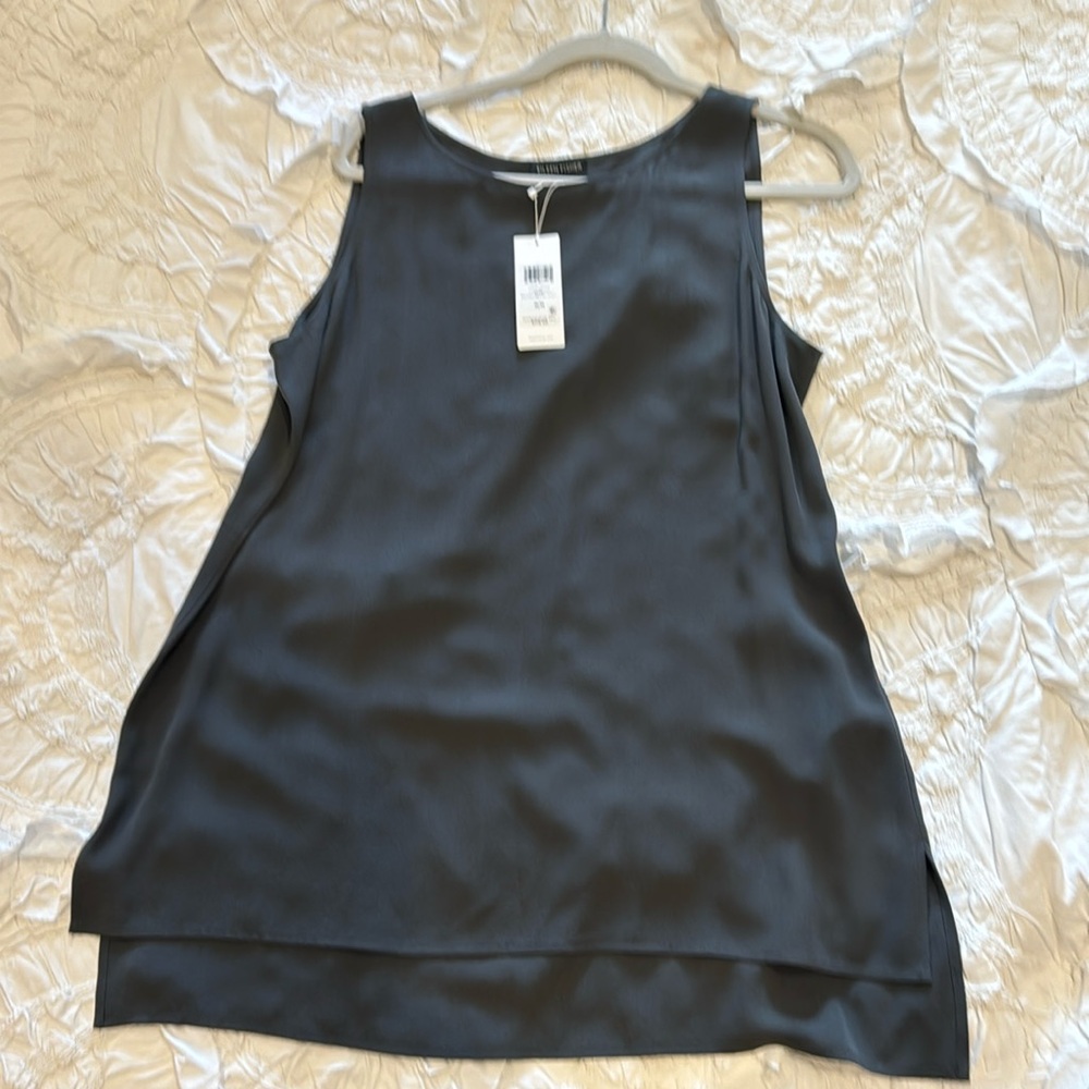 NWT Eileen Fischer silk georgette tank top; color Bark; size Medium